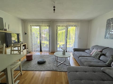 Cozy apartment with garden