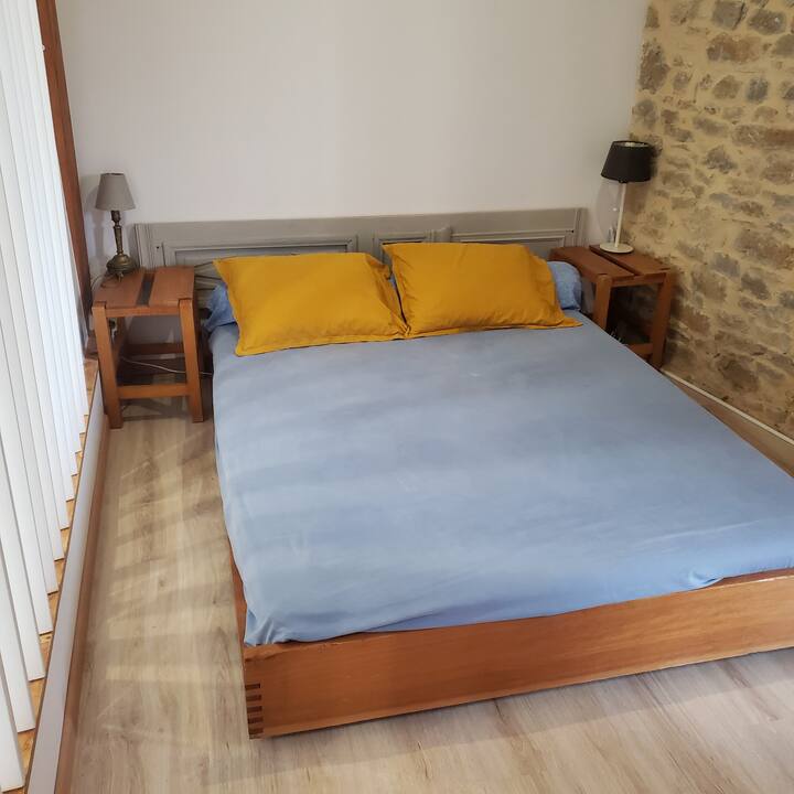 Appartement Clair De Village Au Calme - Bretenoux