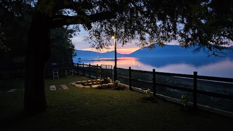 House on the shore of Lake Colbún