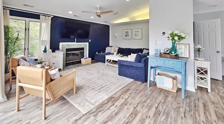 Walk To Beach | Kayaks | Chairs | Bikes | Hot Tub - Corolla, NC