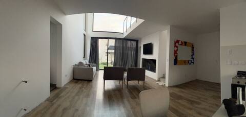 Amplio Loft en barrio Cerrado