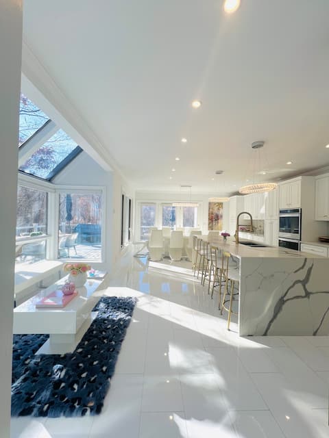 Mountain Vista Luxury Retreat!