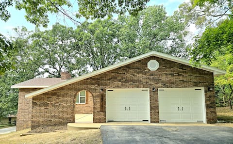 5 Bed 3 Bath Super House