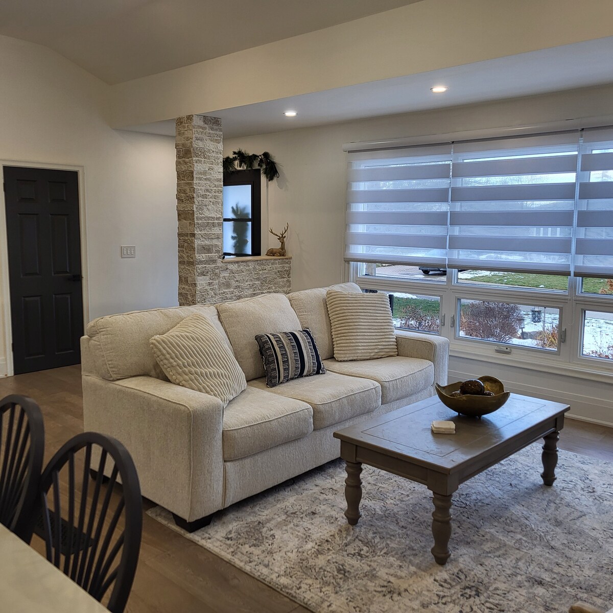 The Complete List of Wedding Venues in Durham Region - Chelsey Cunningham, image size:1200x1200