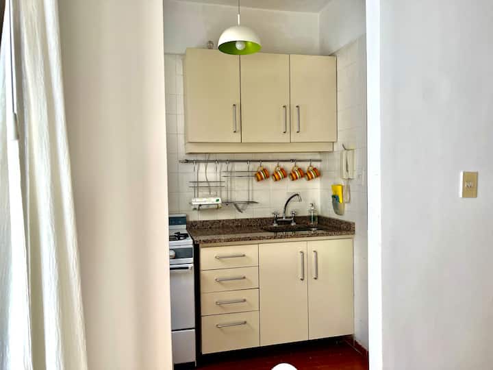 Kitnet no centro de Retiro