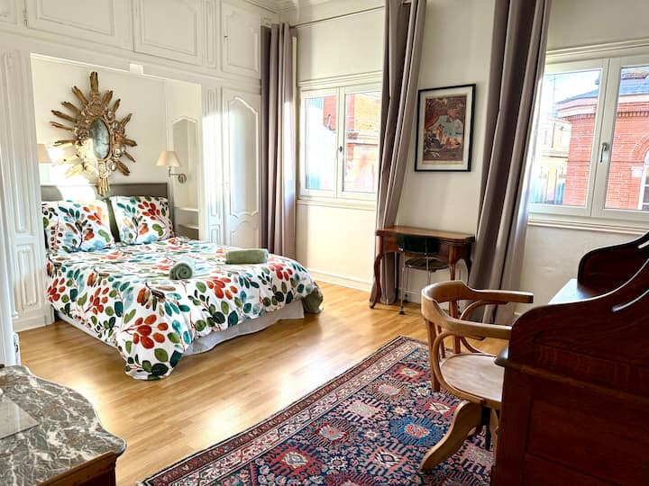 เตียงขนาด 140 ซม. x 190 ซม.