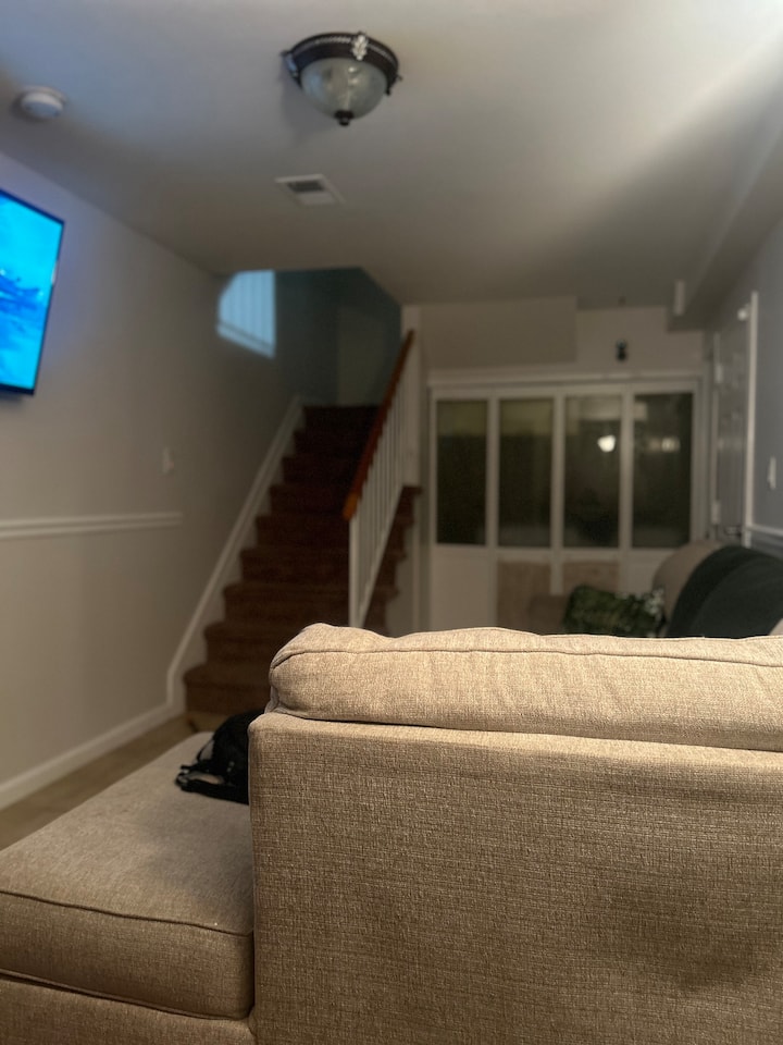 Cozy Rooms Available For Rent In Staten Island - Staten Island