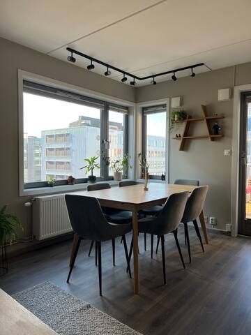 Sentral leilighet med privat parkering og balkong. gallery image 4