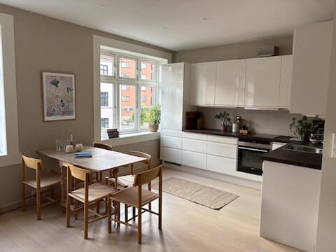Top performing Airbnb: Bright and cozy apartment in Oslo
