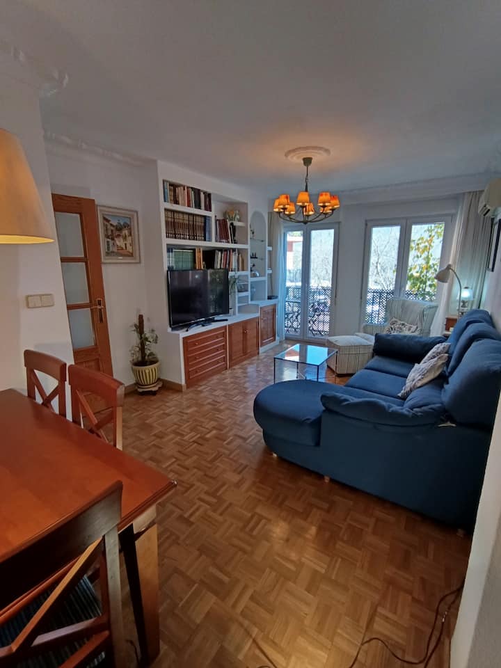 Apartamento En La Alameda (Casco Antiguo) - Santiponce