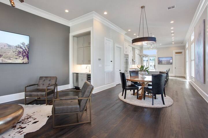 Luxury Single-family Home In Downtown gallery image 4