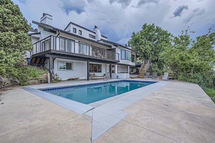 Luxury Boulder Home | Pool, Steam Room & Views - Boulder, CO