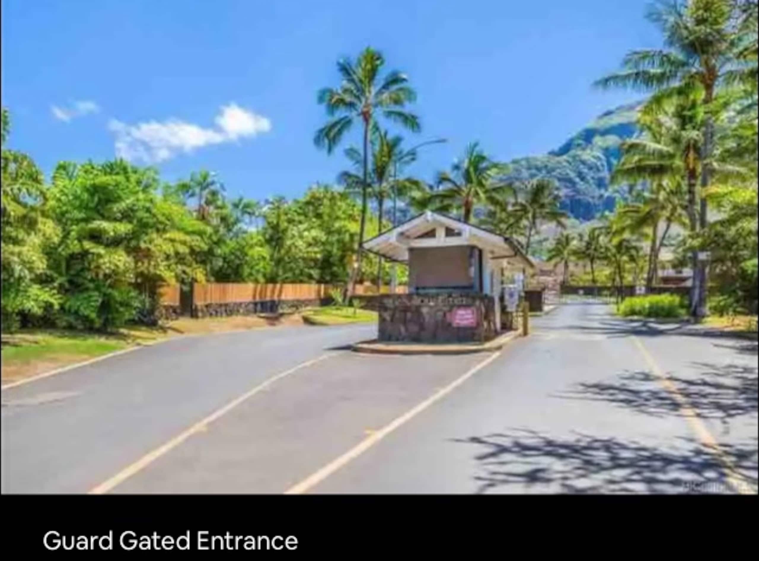 Hawaiian Studio Retreat in Makaha Valley - Photo 30