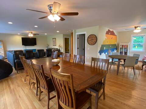 Berkshire Lakeside Retreat