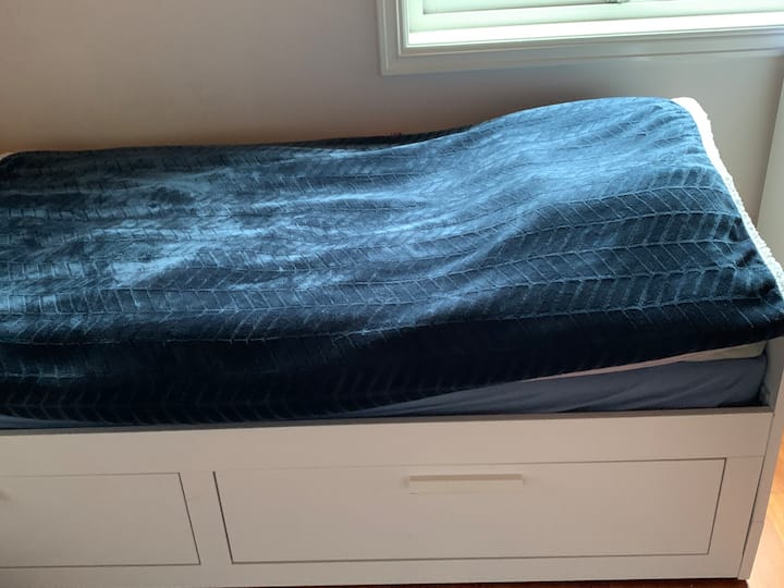 Može se povući na bračni krevet - prostrana spavaća soba u potkrovlju