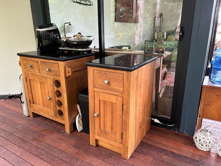 The Lakehouse - Tamborine Mountain