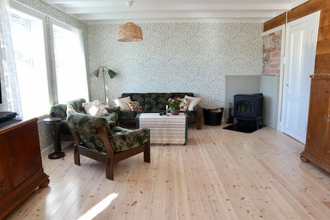 Top performing Airbnb: Cozy newly renovated farmhouse - Apartment 1 in Tasta