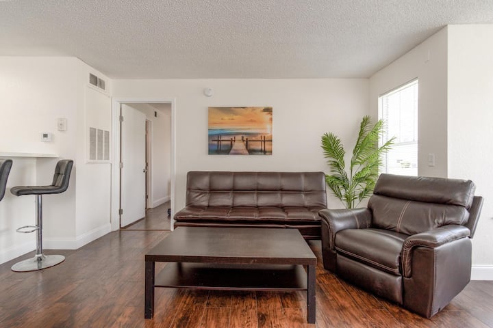 Apartment Near Disney World.  2 Bedrooms - Kissimmee, FL