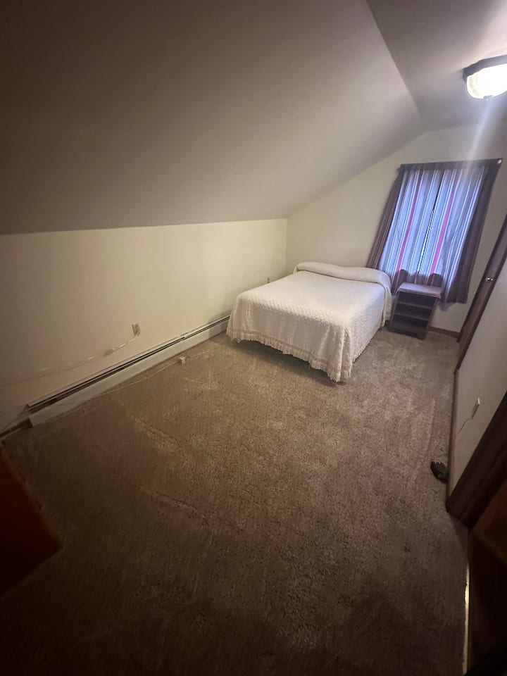 საძინებელი 3