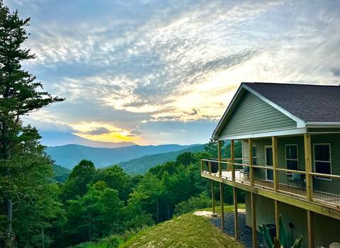 Thistle Dew at Alpine Village