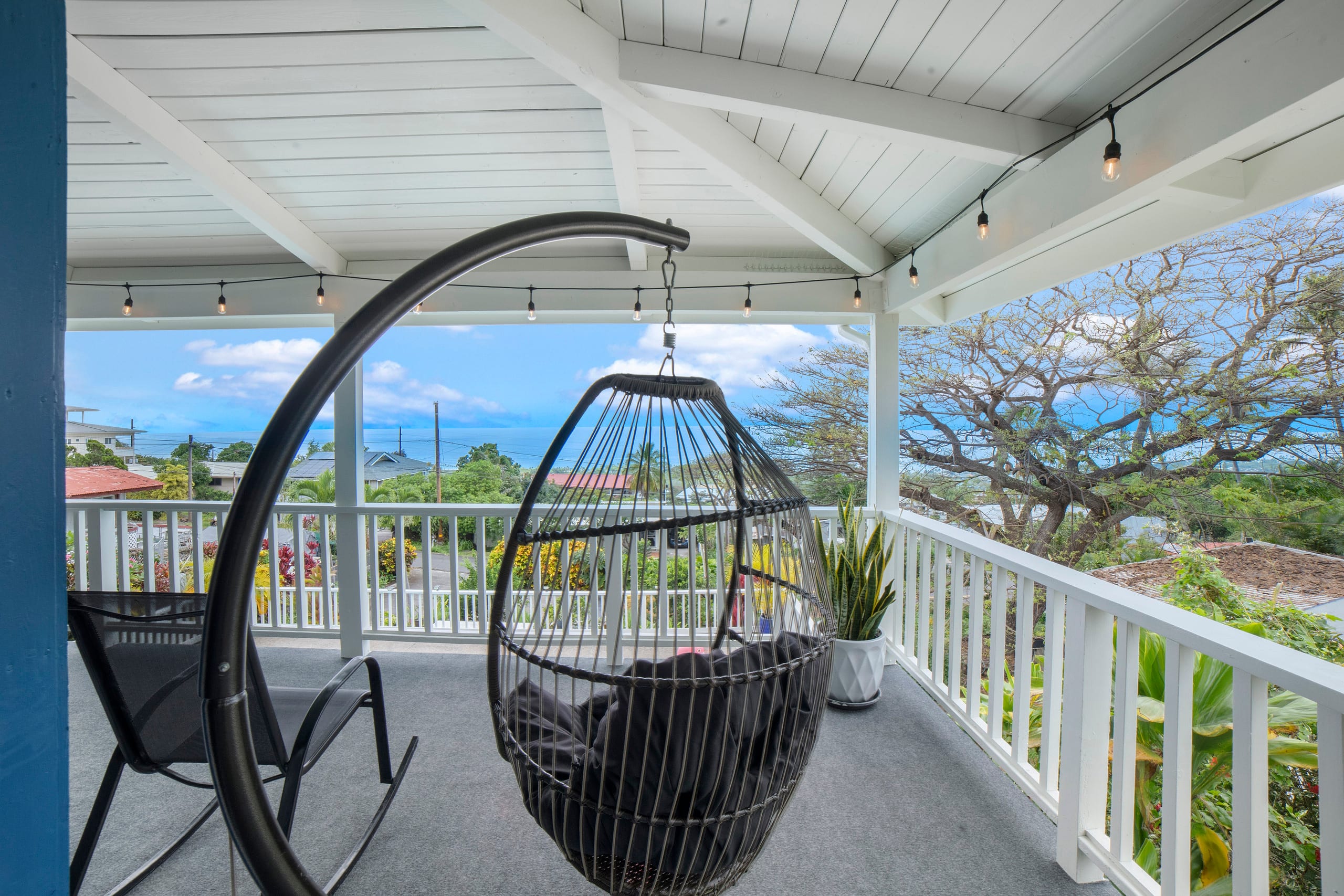 Home in Kailua-Kona · ★4.93 · 3 bedrooms · 7 beds · 3 private baths - Image 39