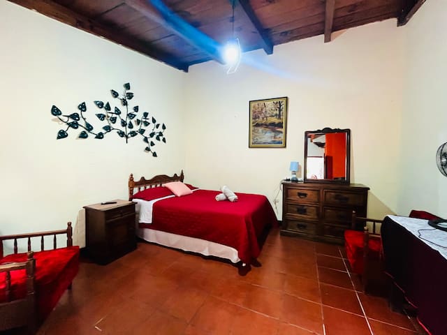 Casa De Leon managed Airbnb listing 2