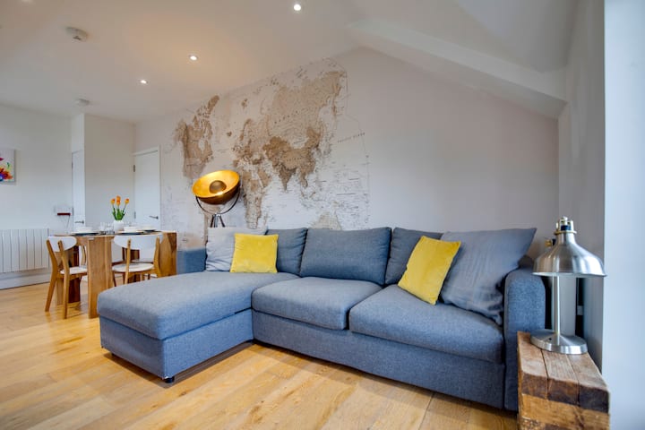 Stylish And Modern Flat With Free Parking - Cambridge