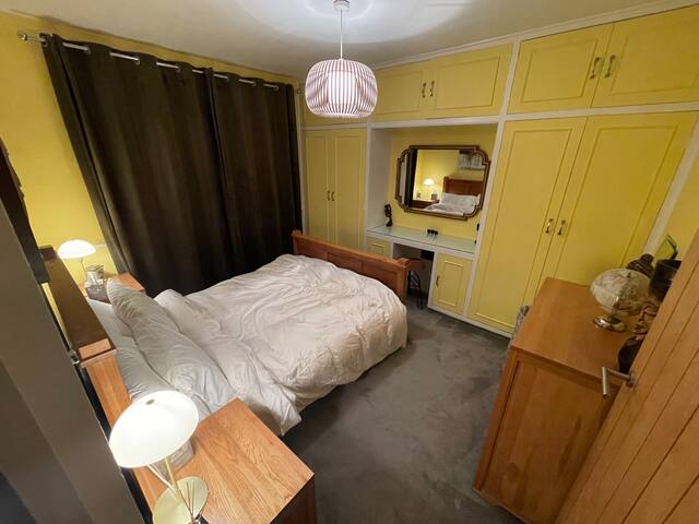 Contemporary family home with all the extras gallery image 4