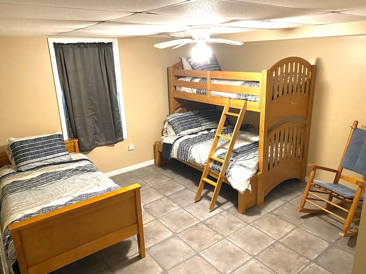 საძინებელი 4