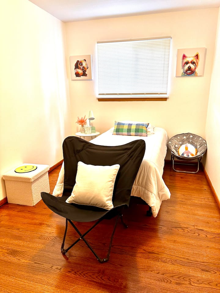 საძინებელი 1