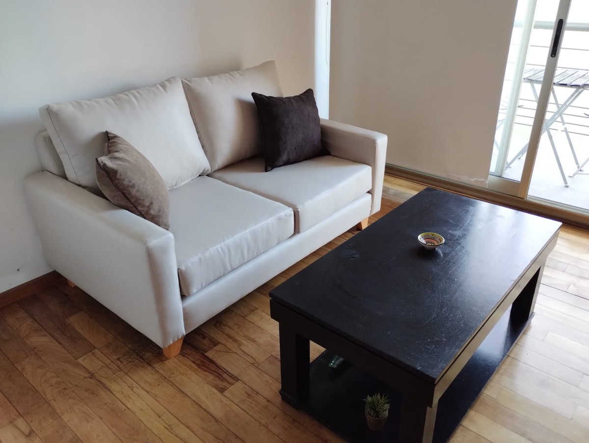 Monoambiente en Recoleta con pileta y balcón