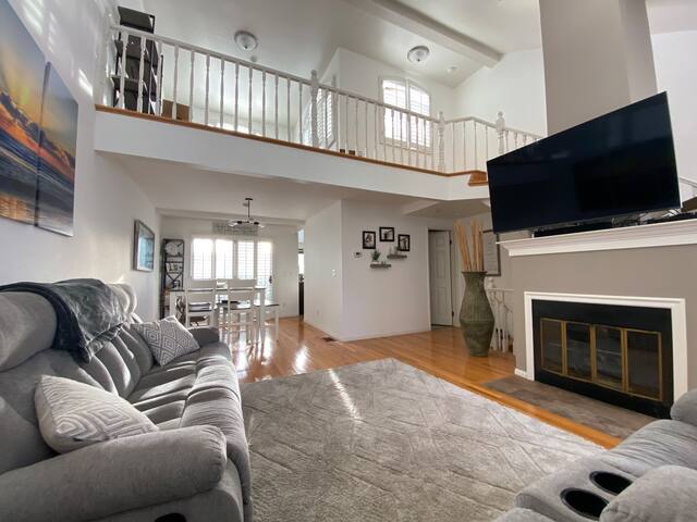 Bright and Beachy Townhome, Steps Away From Beach