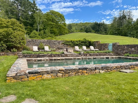 The Pool Cottage at Narrow Valley Estate