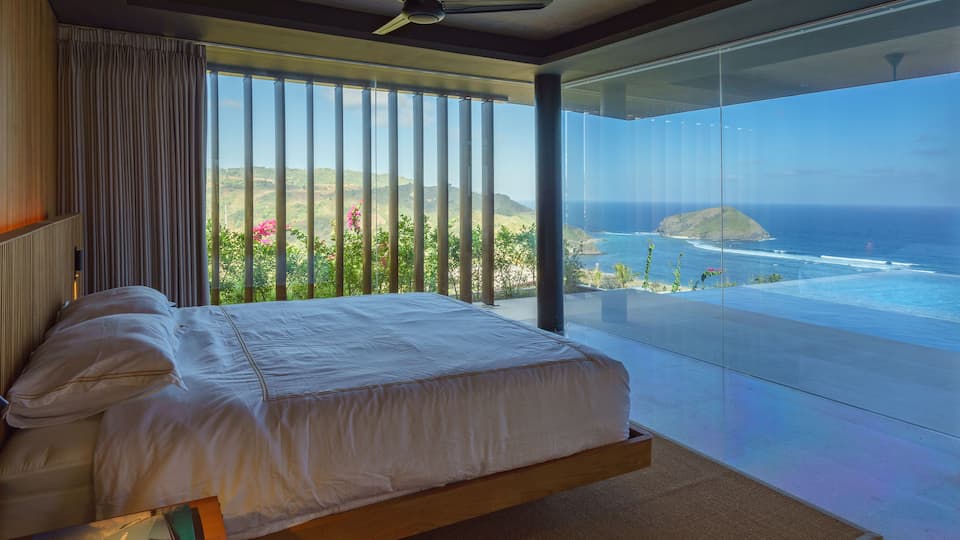 An architect's villa over the Are Guling surf break, Pujut, Lombok, Indonesia, photo 7 of 10