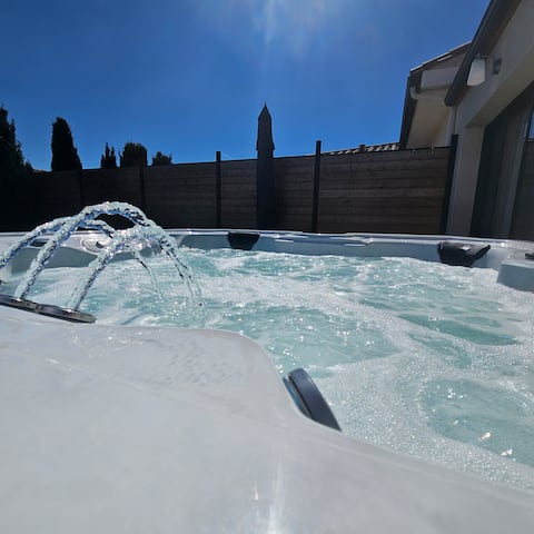 4* Cottage Douce Harmonie & Private Spa / A/C / Parking