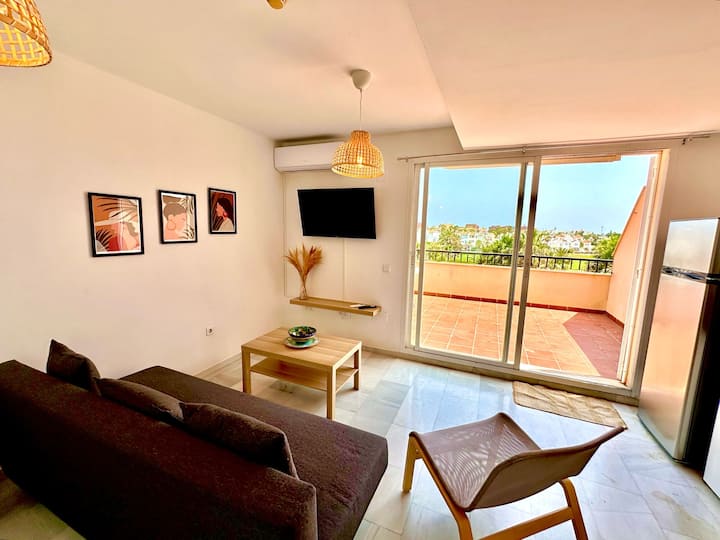 Impressive Views With Terraces & Pool - Roquetas de Mar