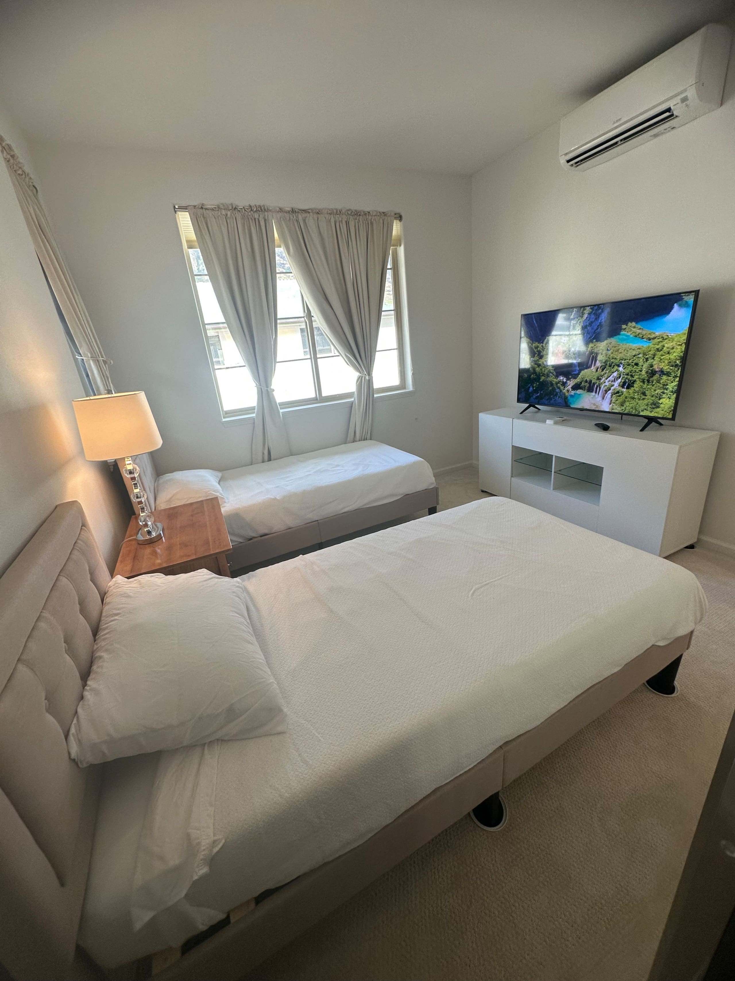 Home in Waianae · ★4.97 · 4 bedrooms · 6 beds · 2.5 private baths - Image 31