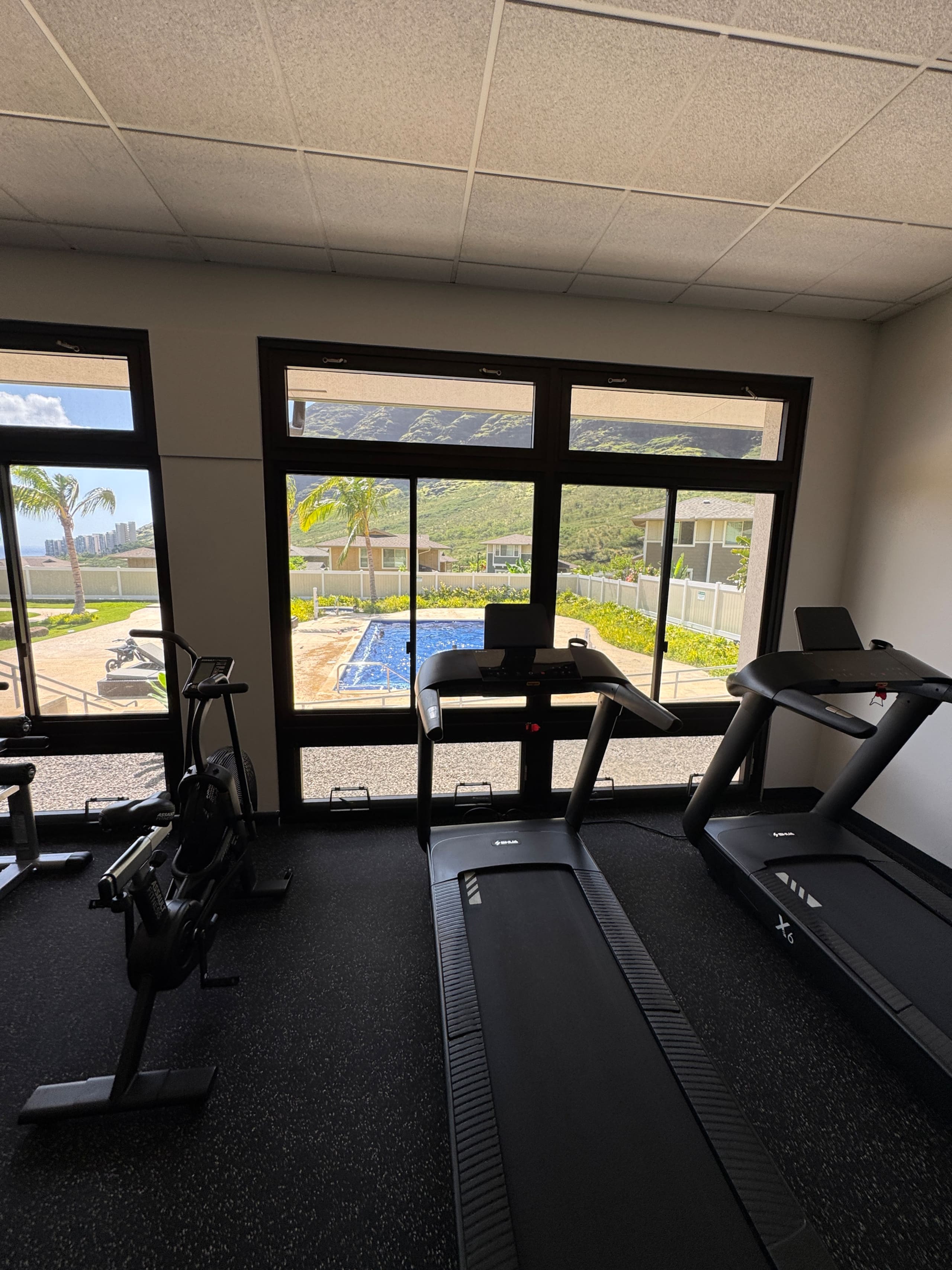 Home in Waianae · ★4.97 · 4 bedrooms · 6 beds · 2.5 private baths - Image 77