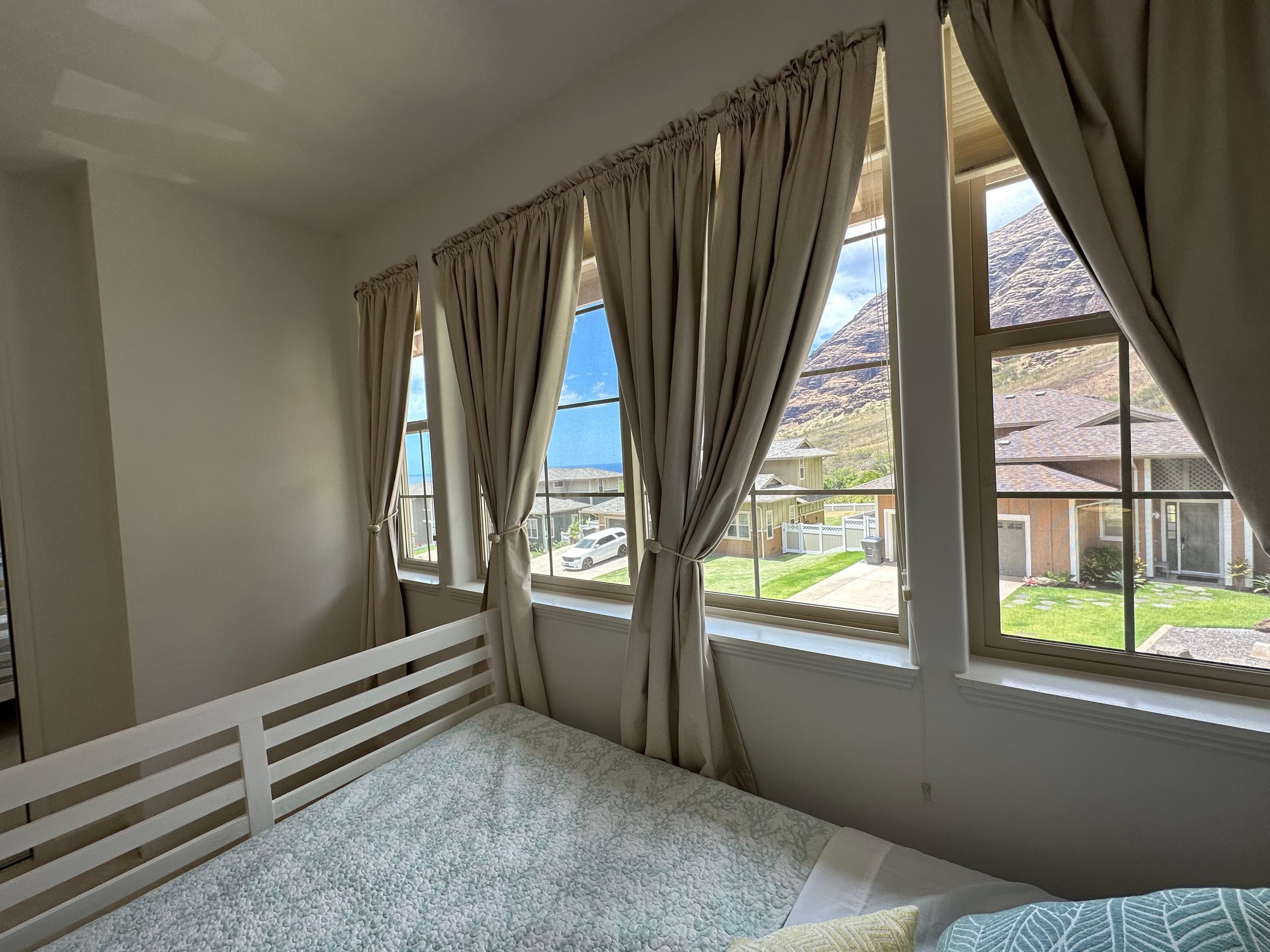 Home in Waianae · ★4.97 · 4 bedrooms · 6 beds · 2.5 private baths - Image 34
