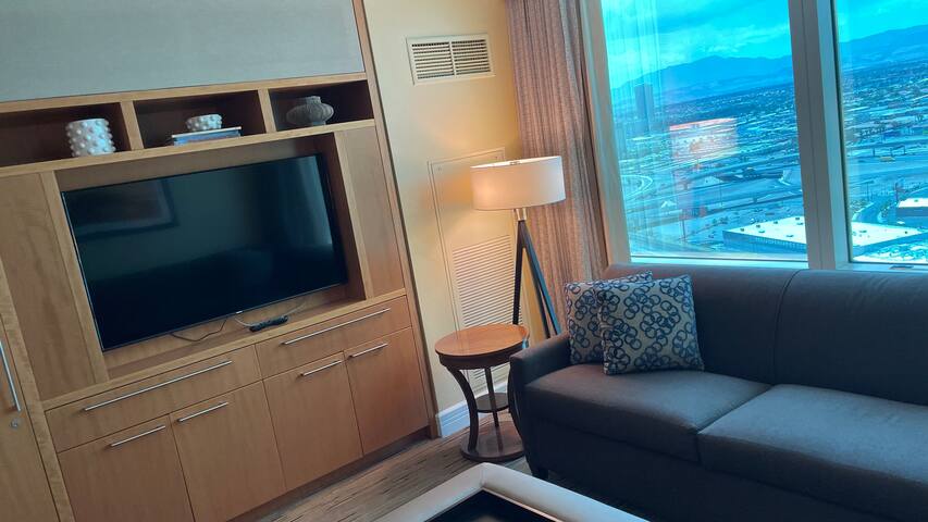 Luxury by LVCC & LVFG gallery image 2