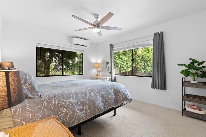 Bedroom 3 with queen bed, vanity table, kept cool with new split AC unit and ceiling fan.