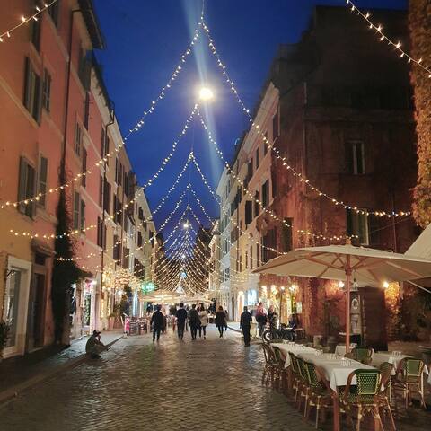 At Anna’s – Art and beauty in the centre of Rome