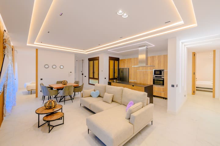 Luxury Apartment in Gran Via gallery image 2