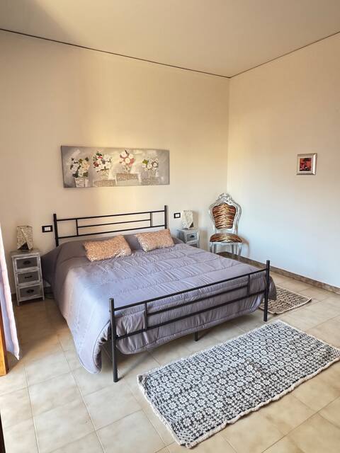 Apartment in villa for 4 people with sea view