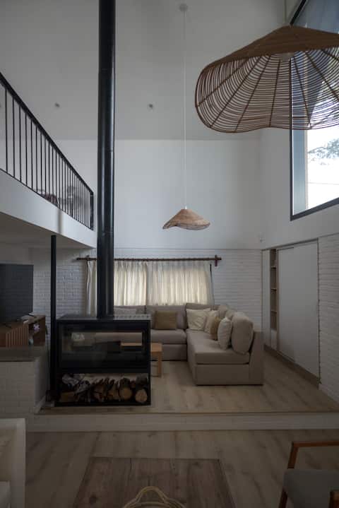 Anuncio de Airbnb popular: Spacious House with Pool in Pinares Punta del Este en Pinares Las Delicias