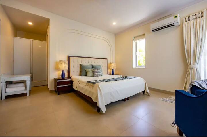 Bedroom 1 image 1