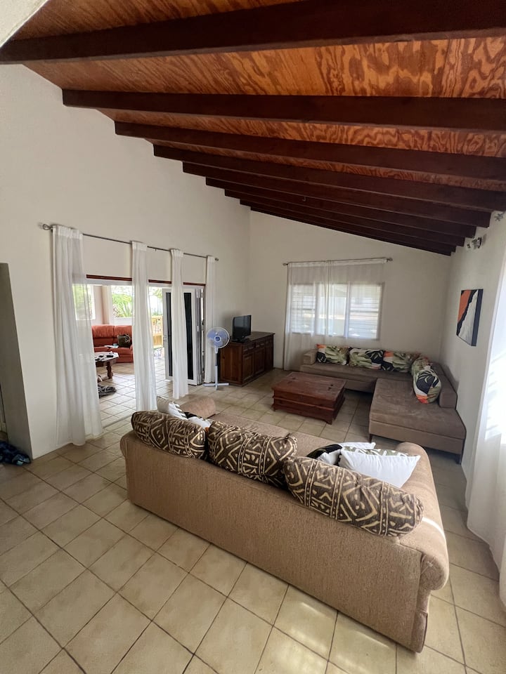 Renovated Palm Beach 3bd 2ba House, Noord - Aruba