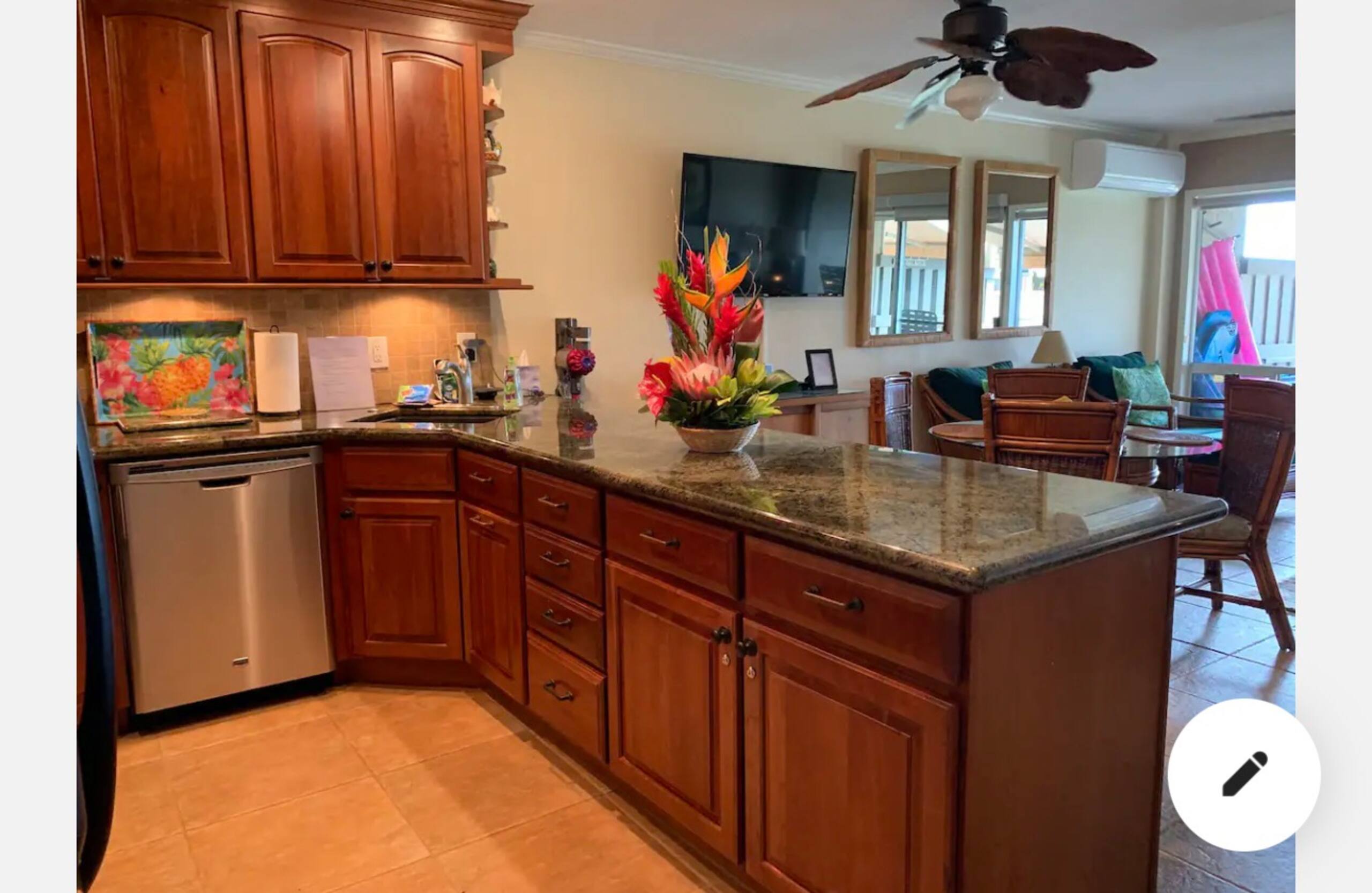 Condo in Lahaina · ★5.0 · 2 bedrooms · 4 beds · 2.5 baths - Image 6