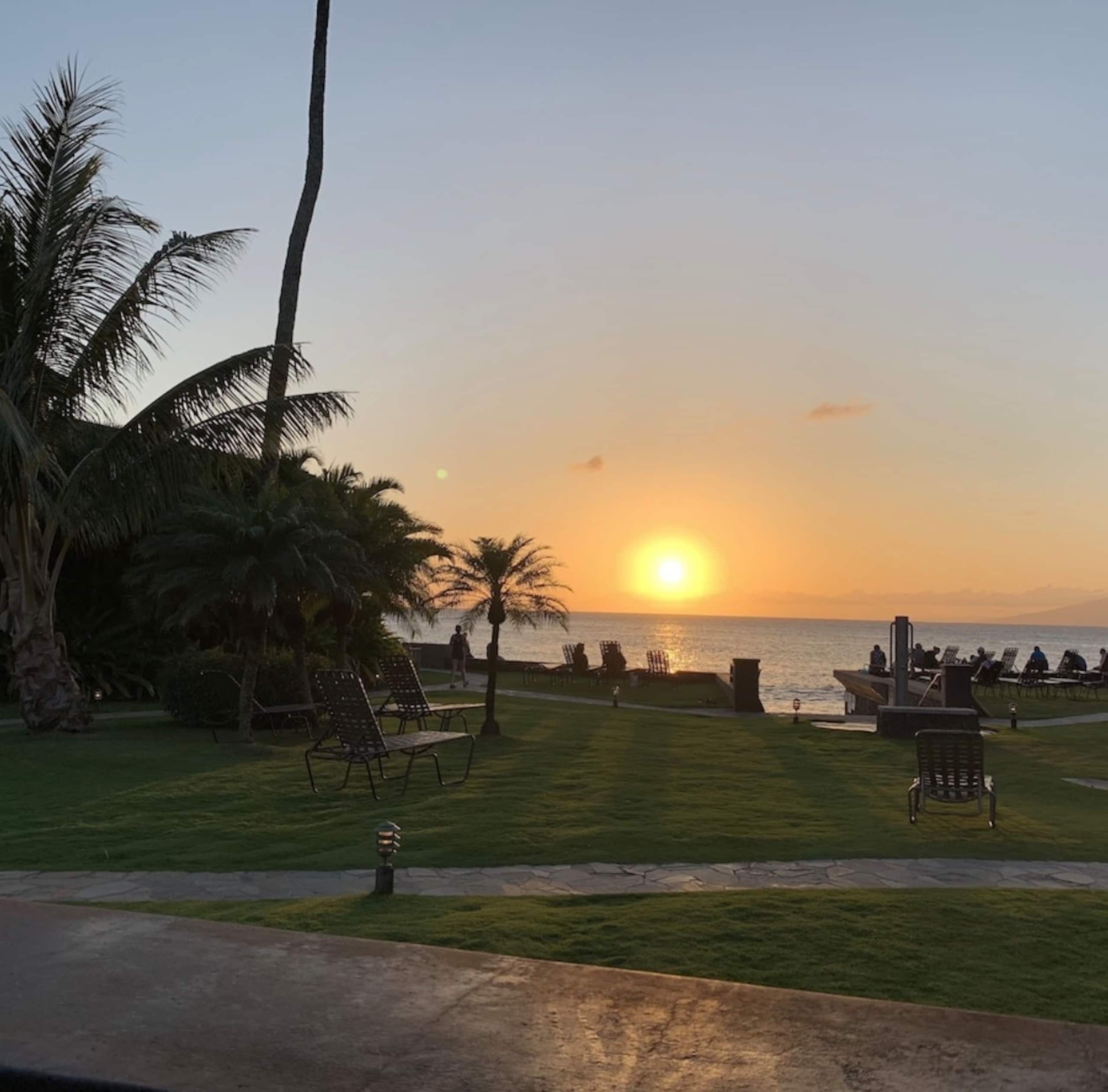 Condo in Lahaina · ★5.0 · 2 bedrooms · 4 beds · 2.5 baths - Image 26