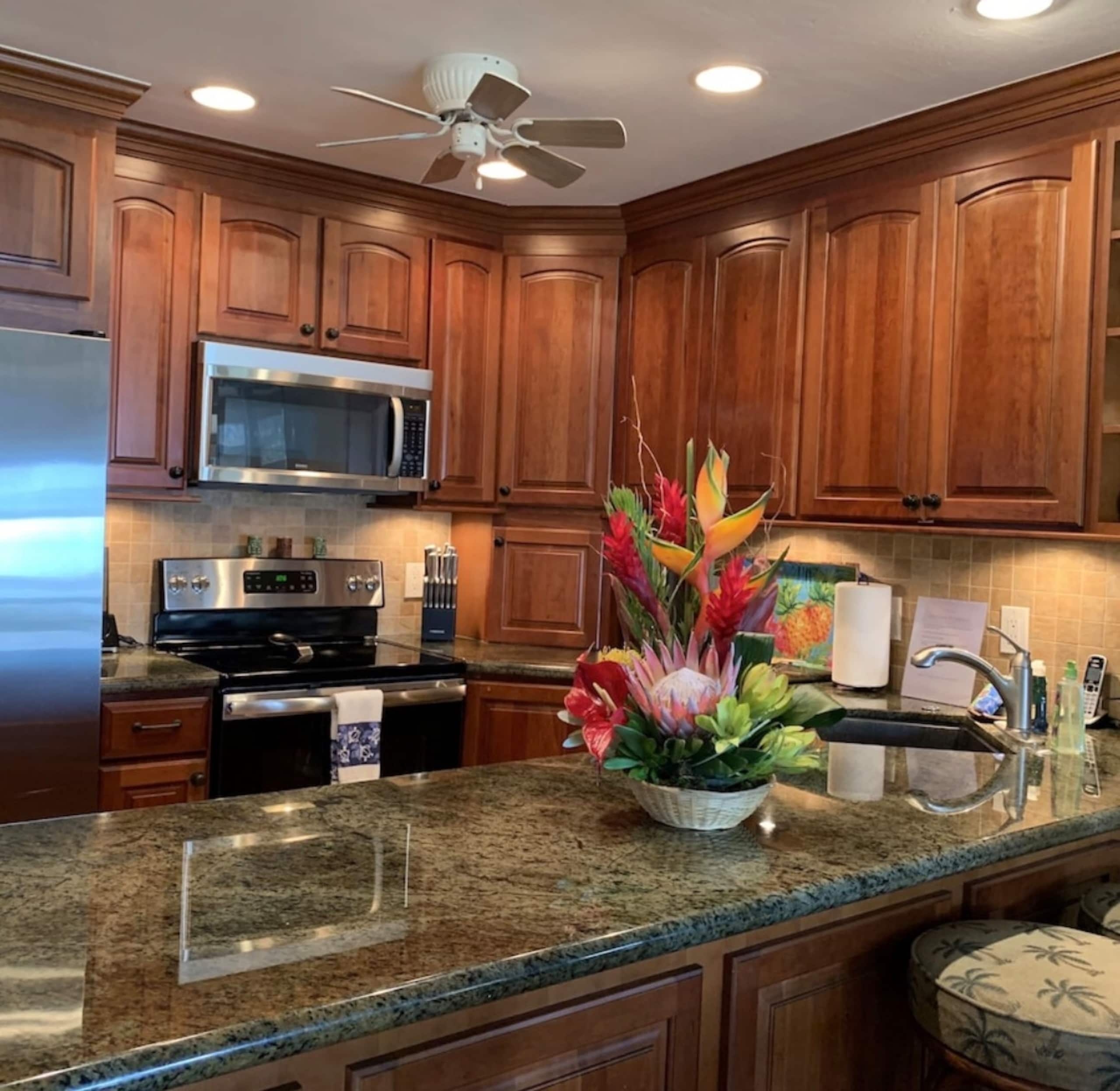 Condo in Lahaina · ★5.0 · 2 bedrooms · 4 beds · 2.5 baths - Image 7
